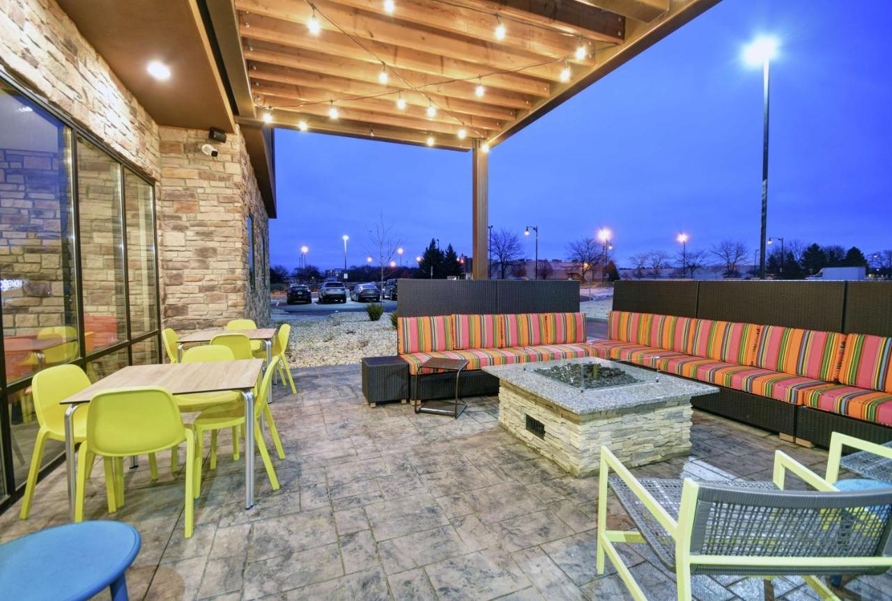 Home2 Suites By Hilton Beloit Buitenkant foto
