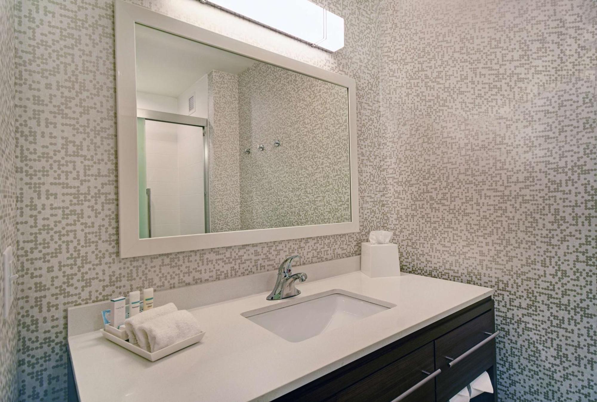 Home2 Suites By Hilton Beloit Buitenkant foto