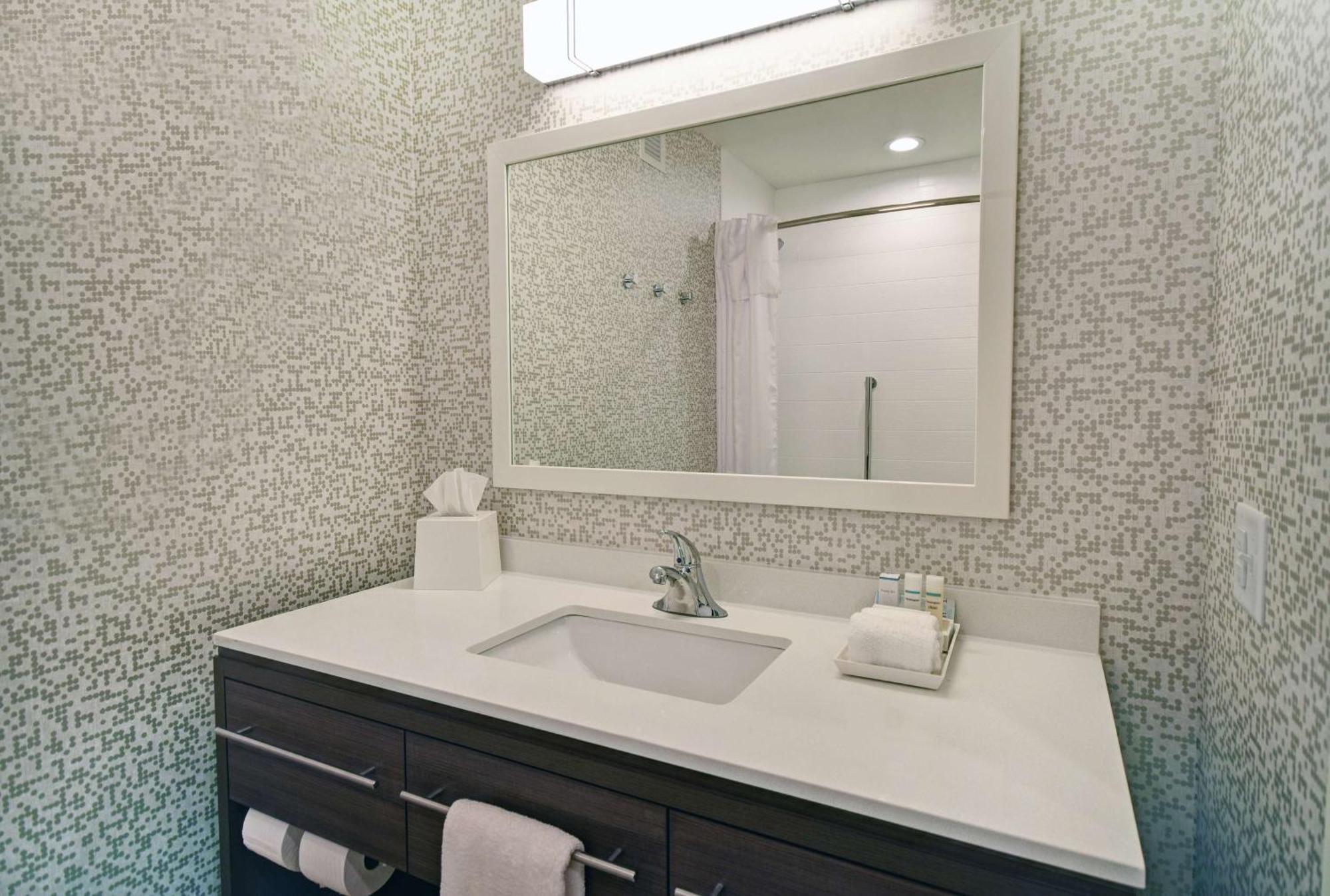 Home2 Suites By Hilton Beloit Buitenkant foto